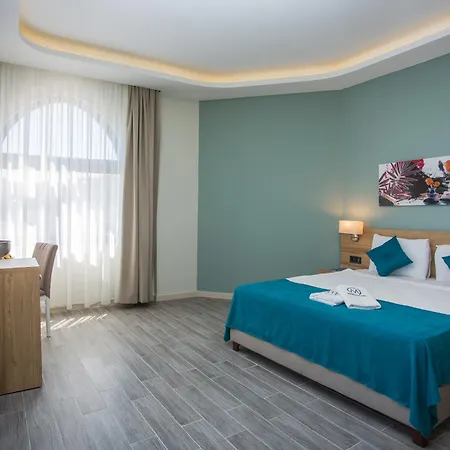 Отель Marti Prime 4*