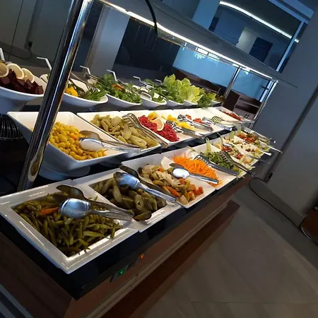 Ξενοδοχείο Marti Prime Κουσάντασι