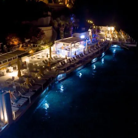 ホテル Marti Prime 4*