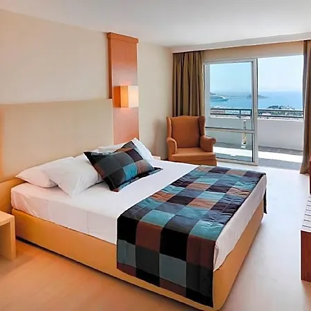Marti Hotell