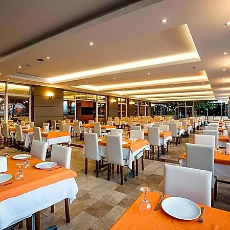 Marti Hotell Kusadası