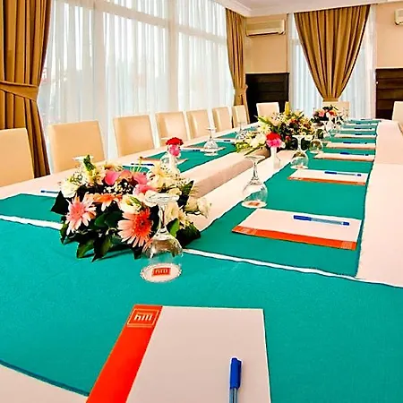 Hotell Marti 4*
