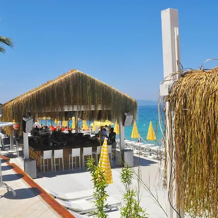Marti Hotel