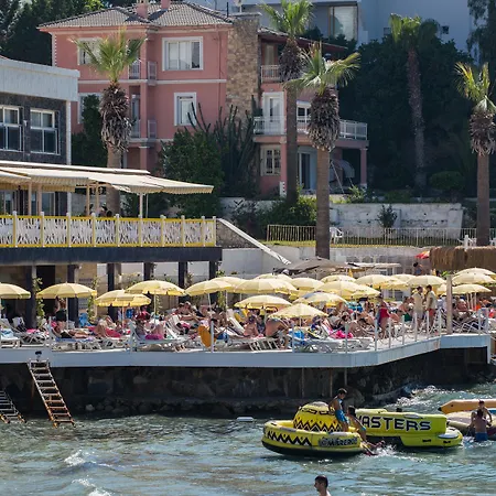 Отель Marti Prime